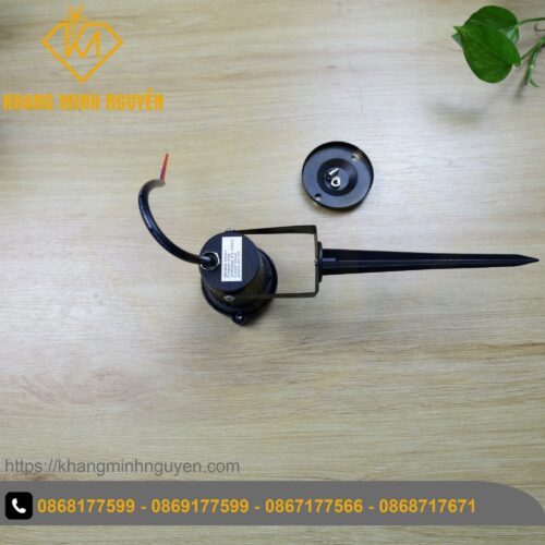 Đèn rọi ngoài trời 220V công suất 5W chuyên dùng rọi cây, rọi sân vườn, rọi tiểu cảnh, rọi hồ cá,... trang trí sân vườn Đèn rọi ngoài trời 220V công suất 5W chuyên dùng rọi cây, rọi sân vườn, rọi tiểu cảnh, rọi hồ cá,... trang trí sân vườn