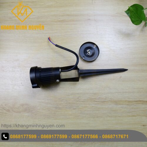 Đèn rọi ngoài trời 220V công suất 5W chuyên dùng rọi cây, rọi sân vườn, rọi tiểu cảnh, rọi hồ cá,... trang trí sân vườn Đèn rọi ngoài trời 220V công suất 5W chuyên dùng rọi cây, rọi sân vườn, rọi tiểu cảnh, rọi hồ cá,... trang trí sân vườn